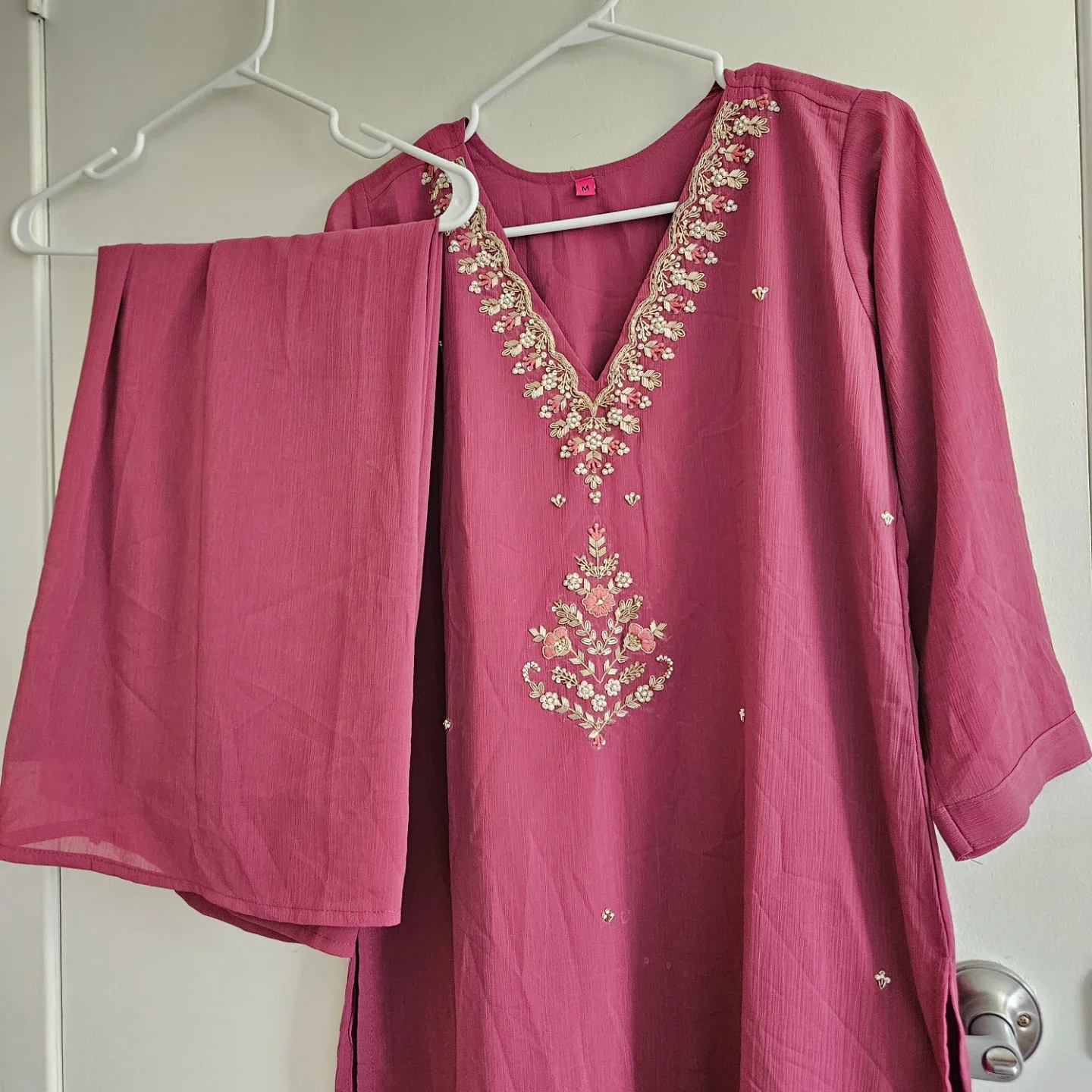 Salwar Kameez Suit - Maroon, Size medium image indicator(5)