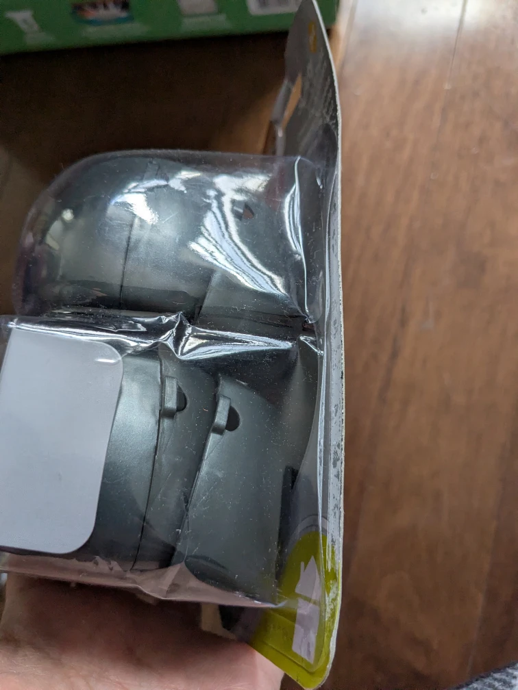 New Safety 1st Grip 'n Twist Door Knob Covers - photo 2