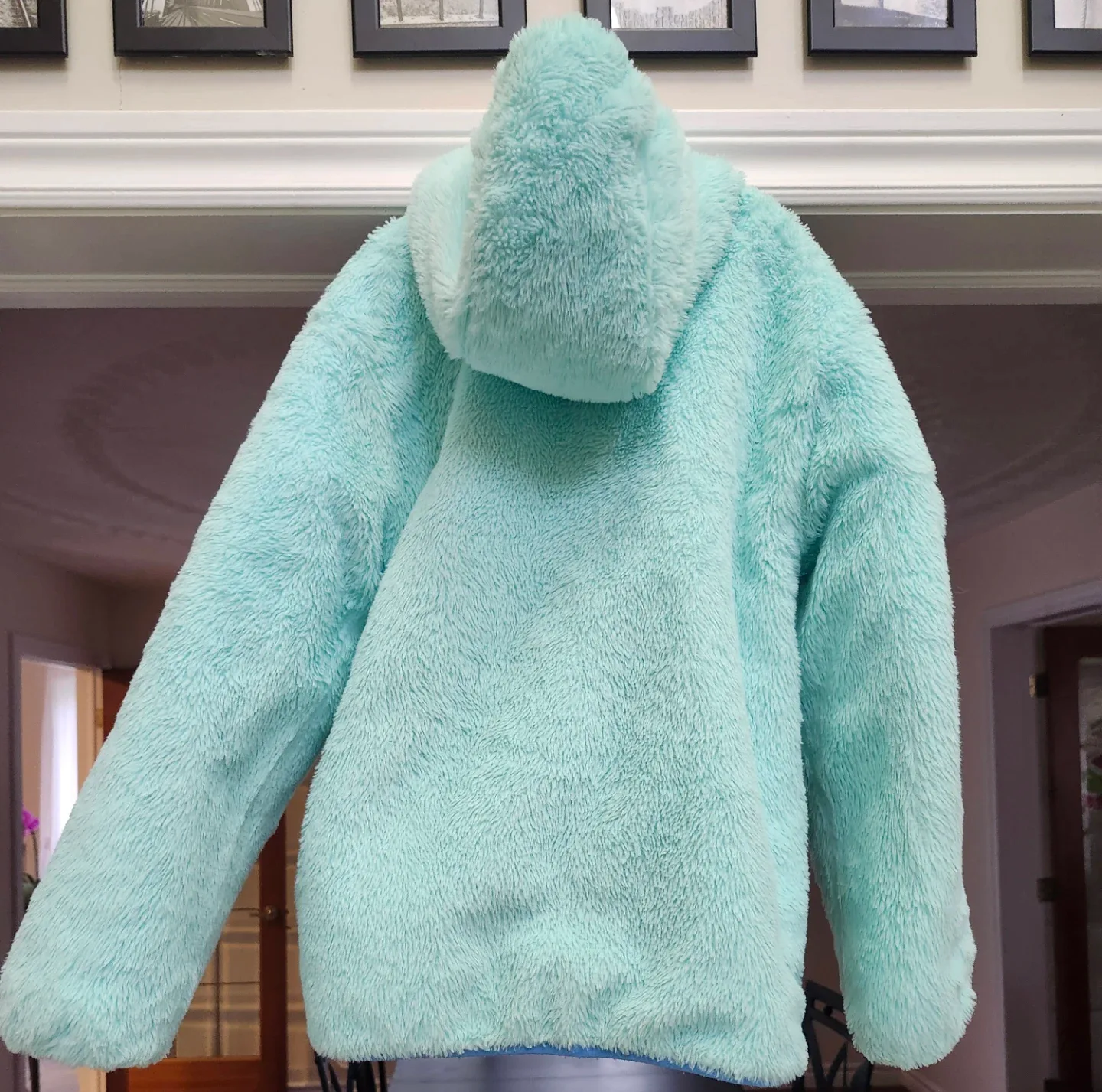 Eddie Bauer cozy girls size 14-16 coat. image indicator(2)