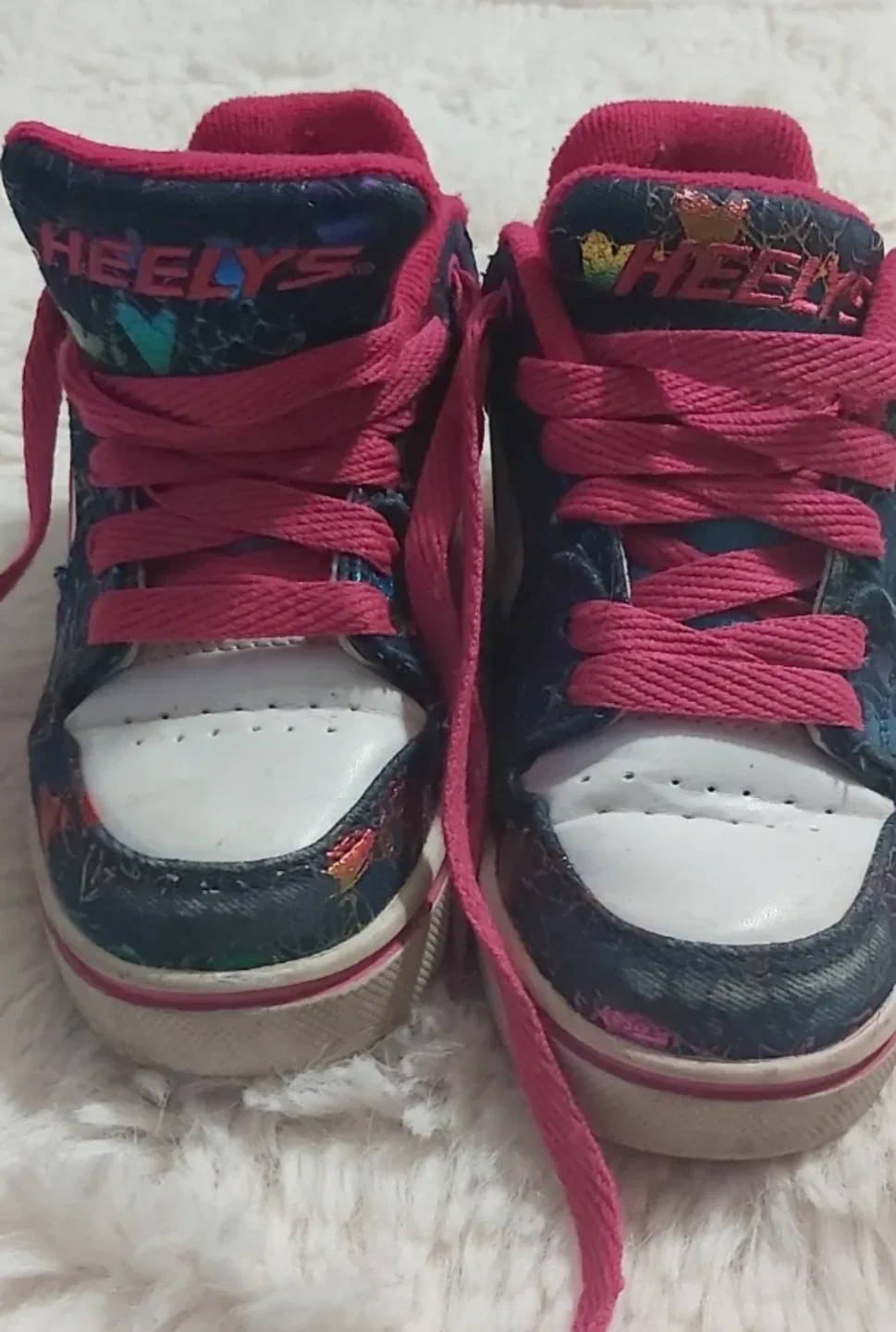 2 Pairs of Girls' Heelys (sz 2 & 4) image indicator(4)