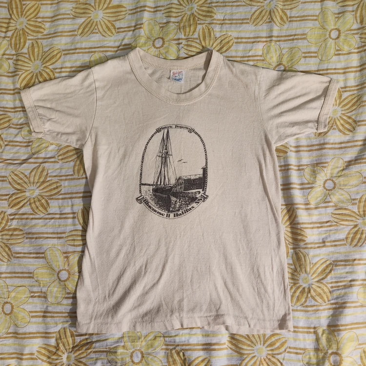 70s Cream vintage graphic tee with ship design