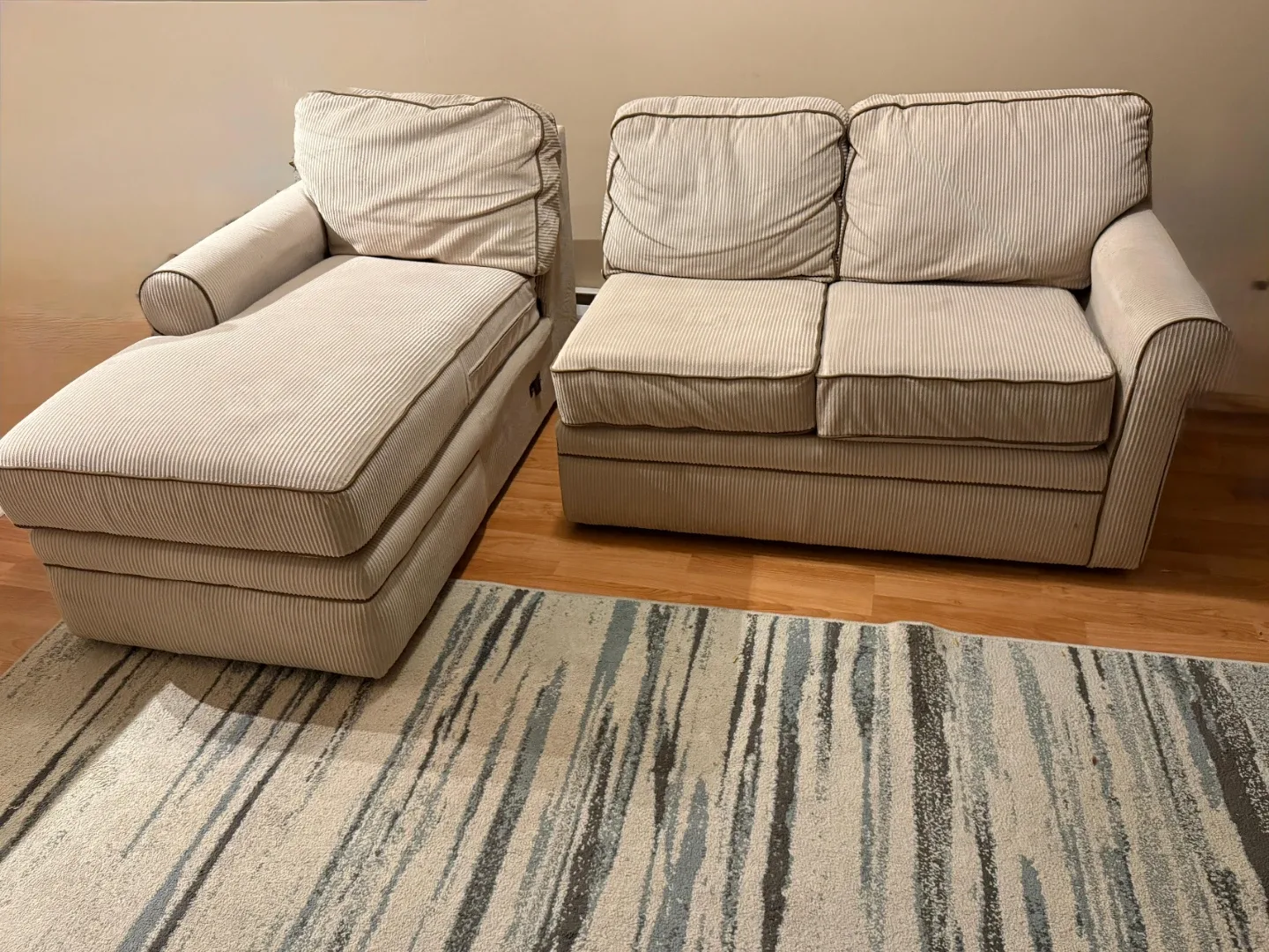 La-Z-Boy L shape Sofa image indicator(5)