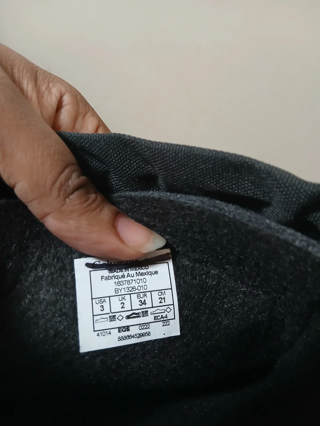 Columbia Youth Snow Boots - Size US 3 image indicator(3)