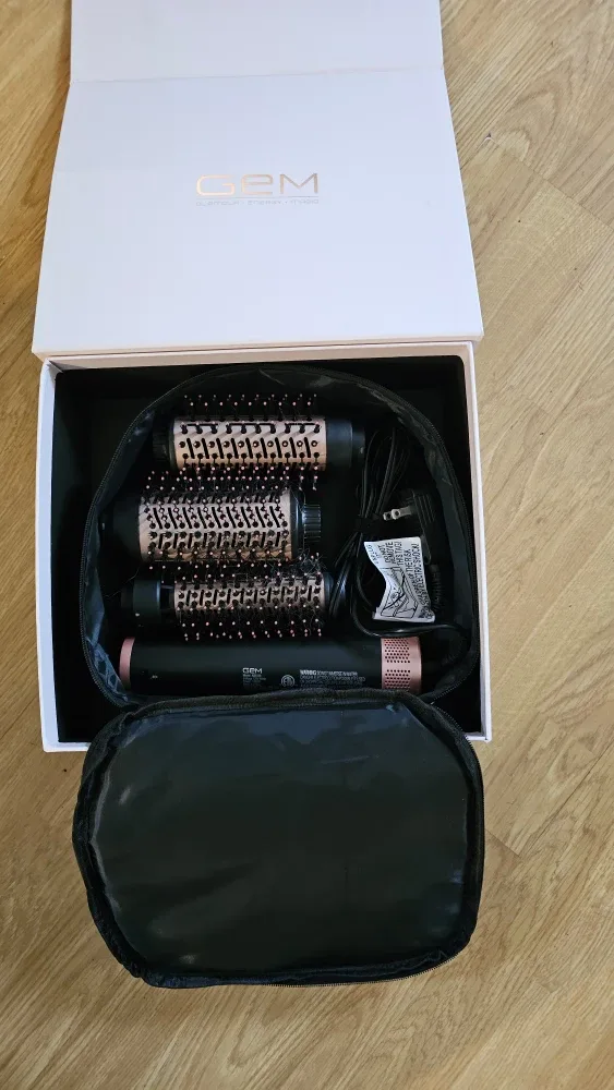GEm 3-in-1 Blowout Brush Kit - New in Box! image indicator(4)