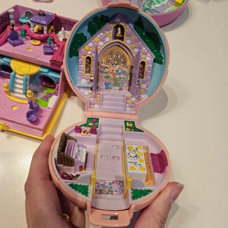 Vintage Bluebird Polly Pocket Compact Lot image indicator(4)