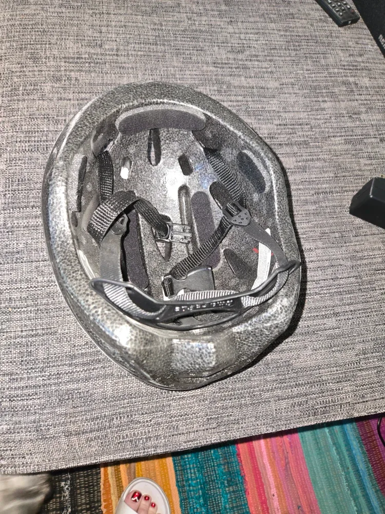 Purple Kids Bike Helmet image indicator(2)