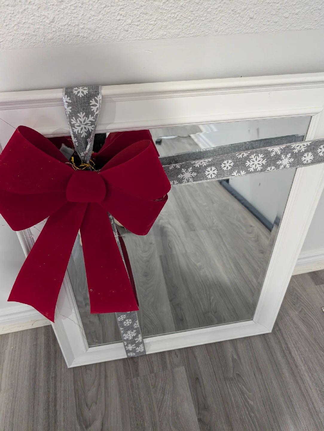 Decorated White Framed Mirror with Bow - photo 2