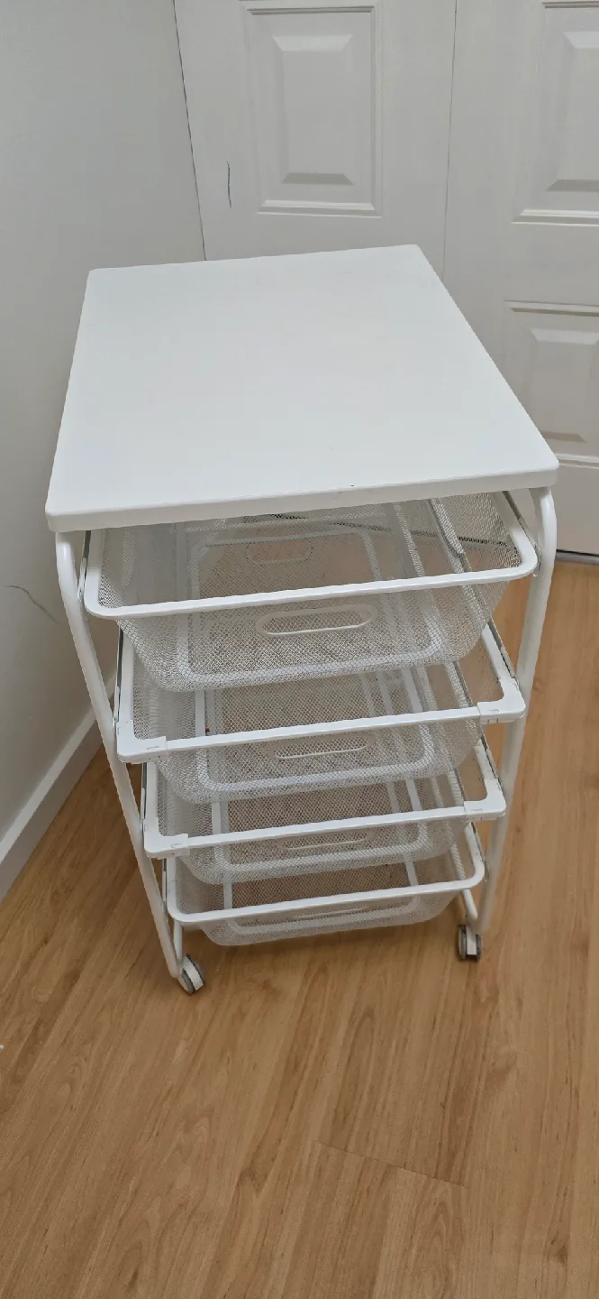 IKEA HELMER White Drawer Unit on Casters image indicator(2)