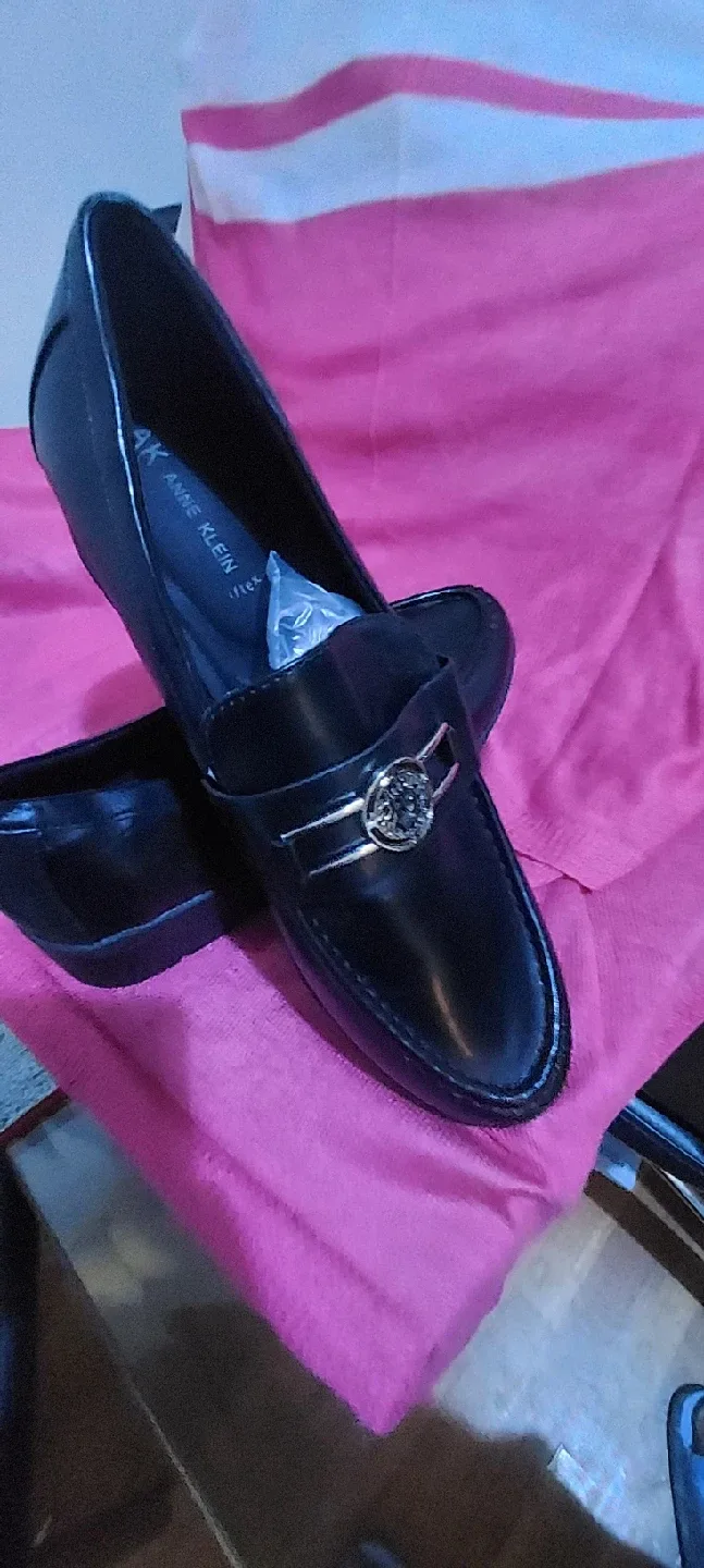Anne Klein Black Loafers image indicator(3)