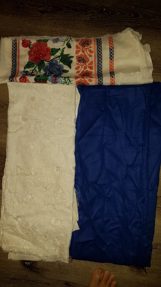 Assorted Fabric Pieces - photo 5