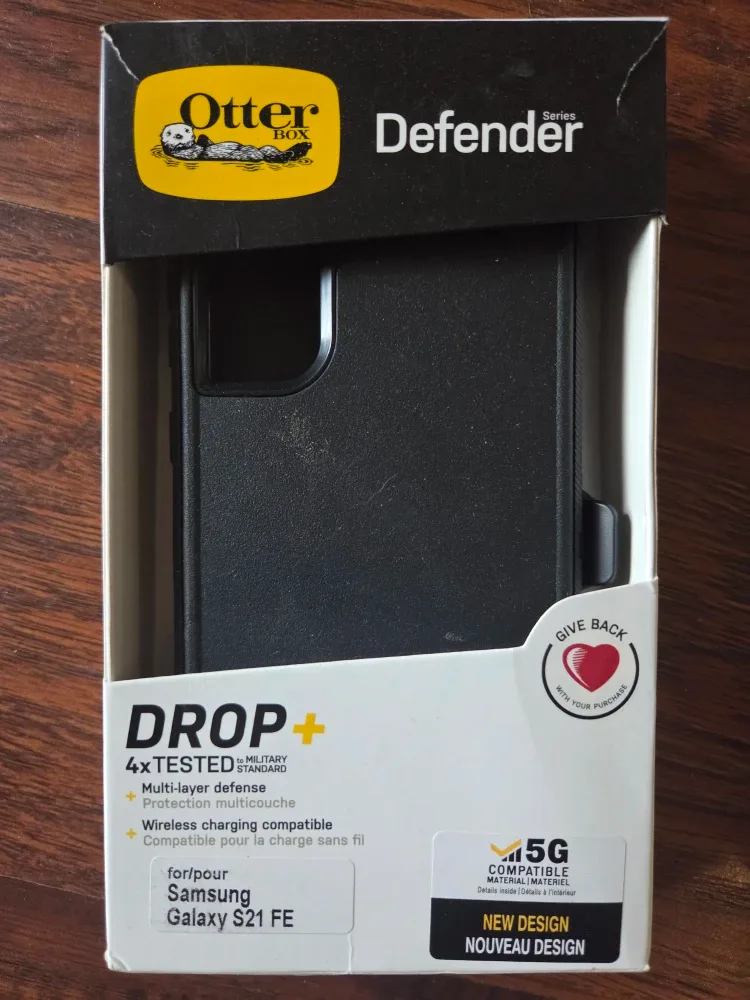 New Otterbox Defender Case for Samsung Galaxy S21 FE