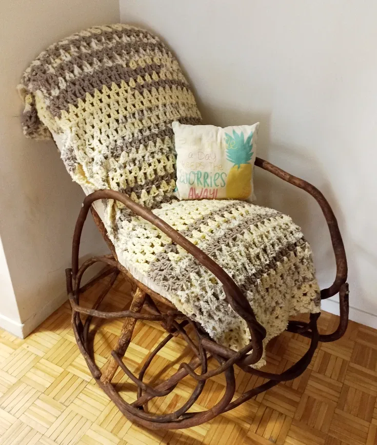 ❤‍🔥Moving Sale❤‍🔥Unique Handmade Rocking Chair