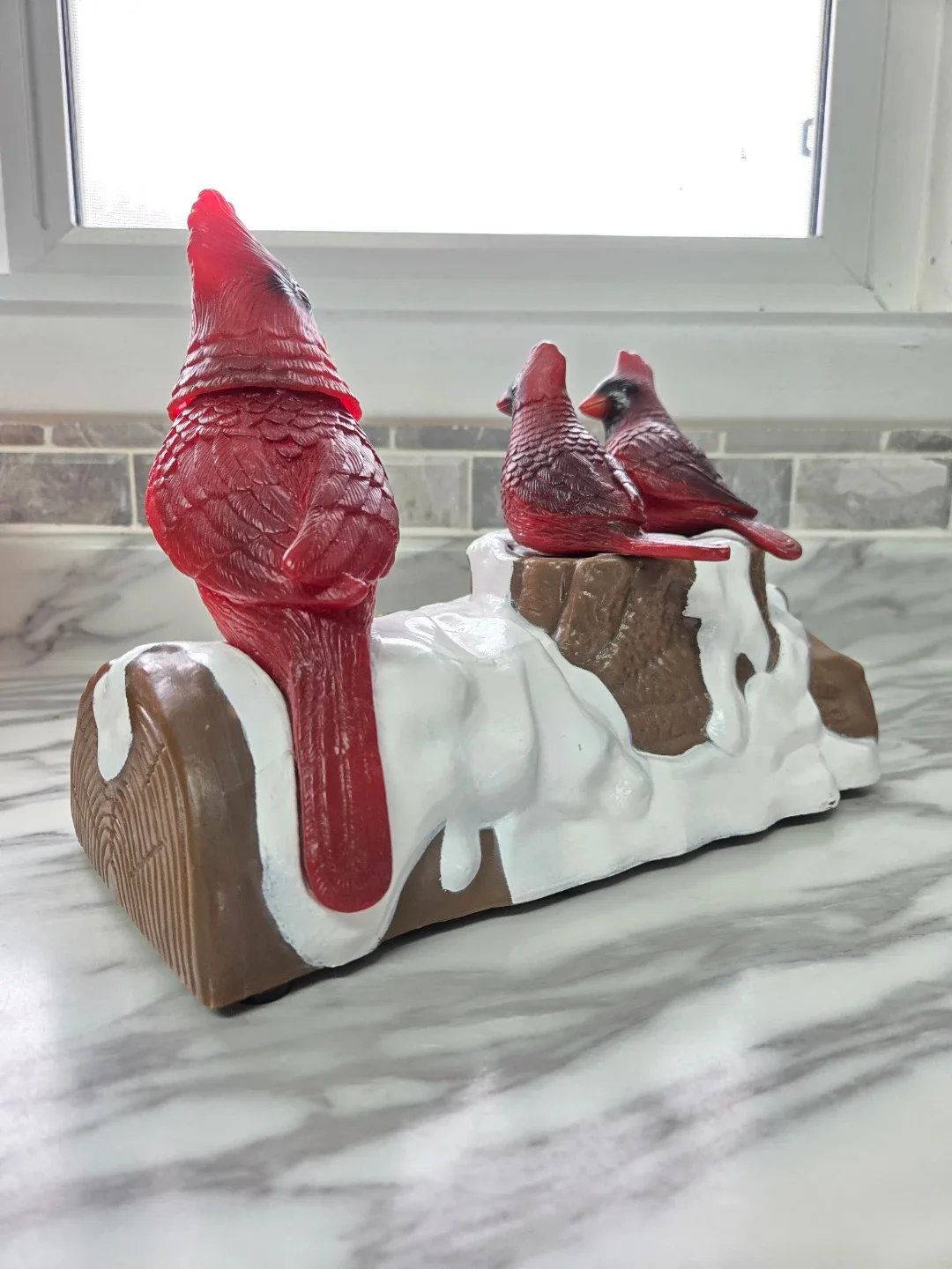 Gemmy Cardinal Birds on Log Decoration Animated image indicator(2)
