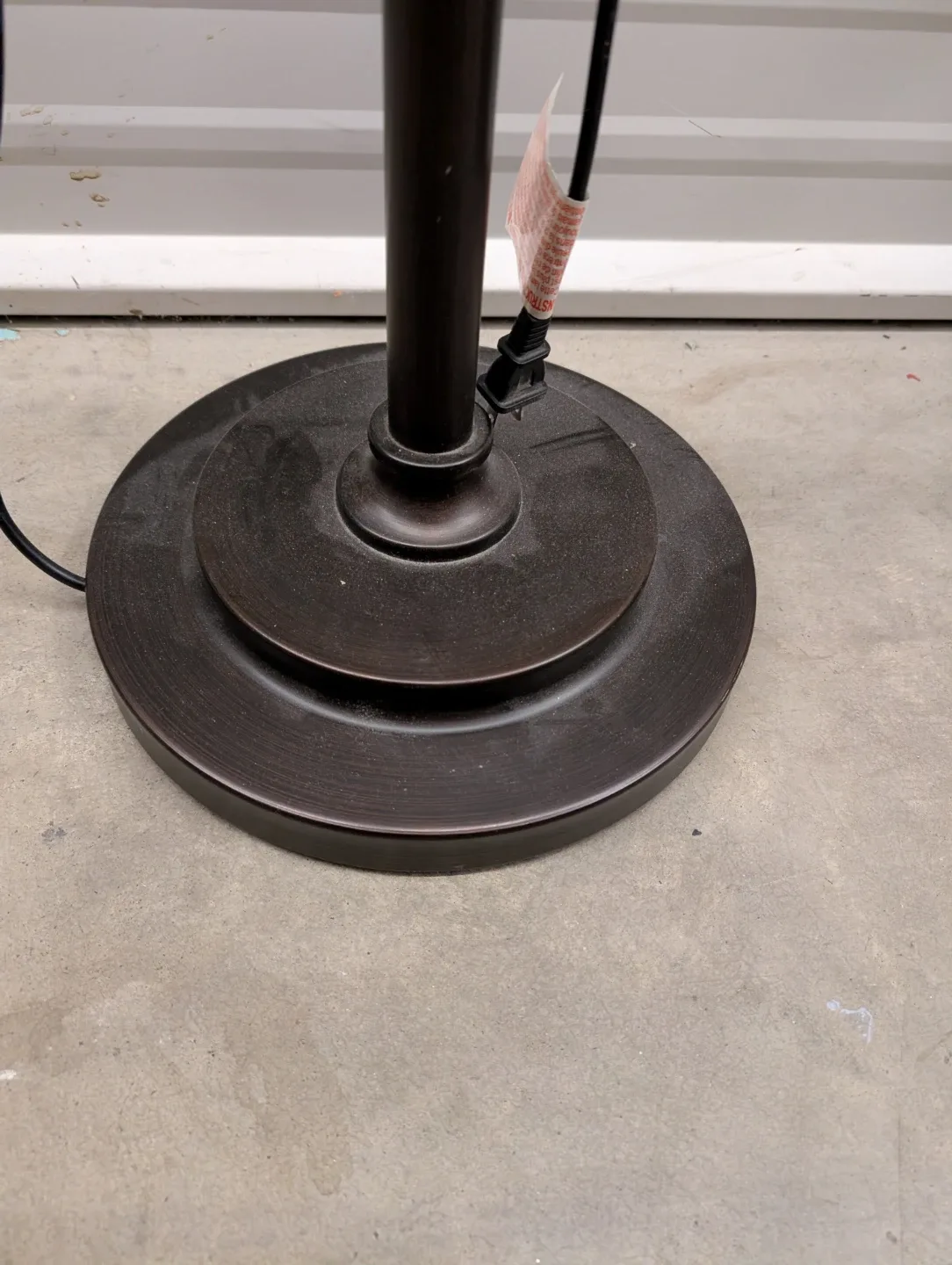 Floor Lamp with Globe Shades - Bronze Finish image indicator(4)