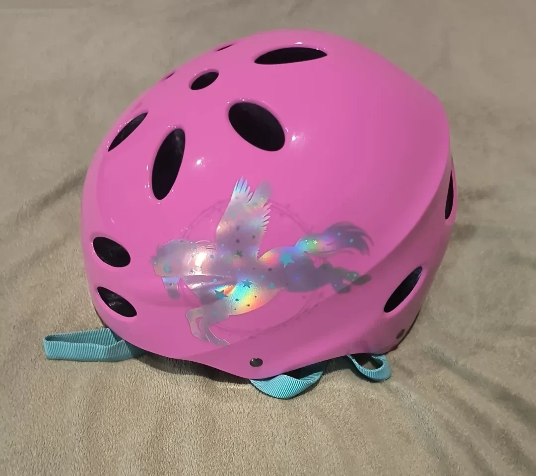 LIL RIDER Pink Helmet with Pegasus image indicator(4)