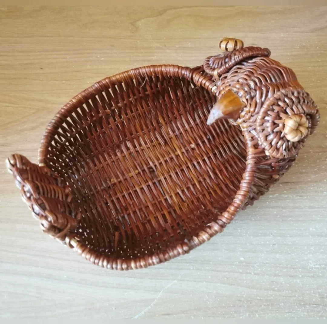 Vintage Wicker Rattan Owl Basket image indicator(2)