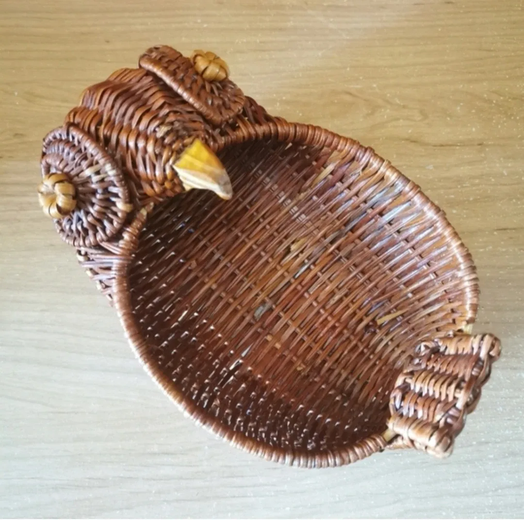 Vintage Wicker Rattan Owl Basket image indicator(5)