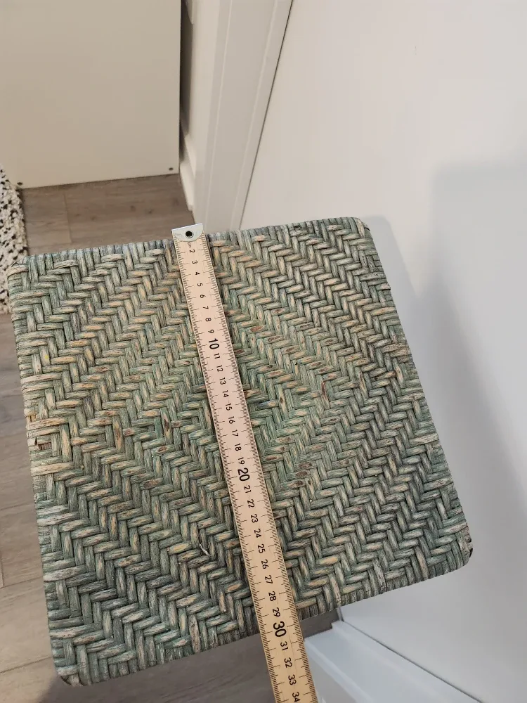 Vintage Metal Plant Pot & Stand image indicator(7)