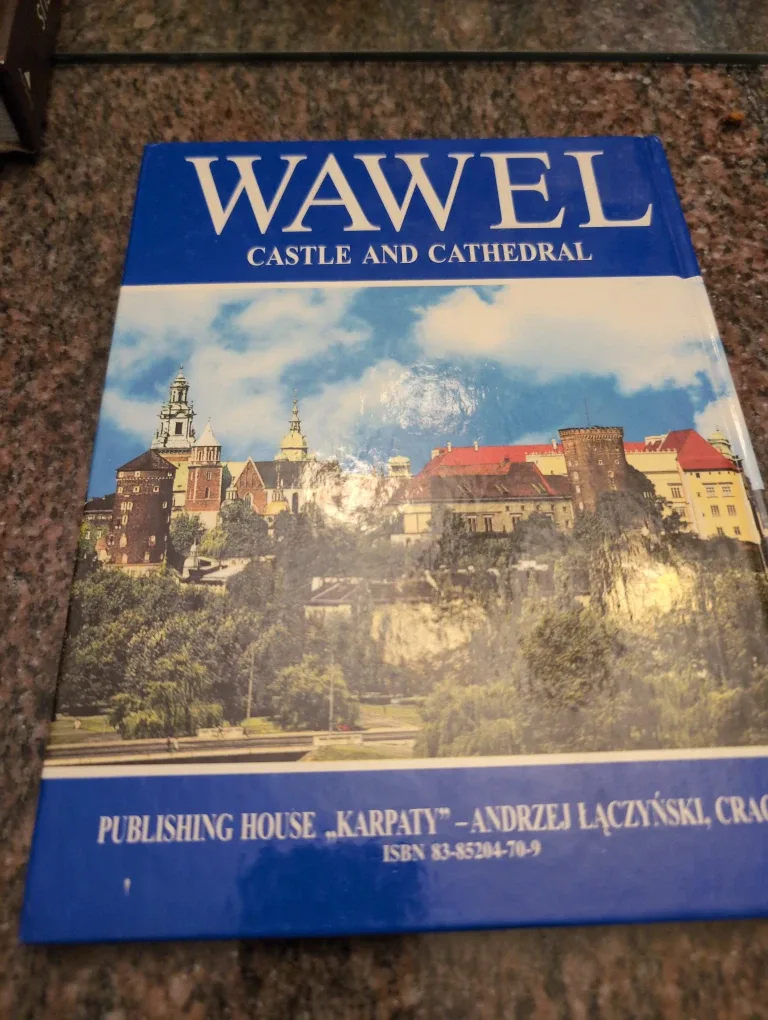 Wawel Castle and Cathedral Book image indicator(2)