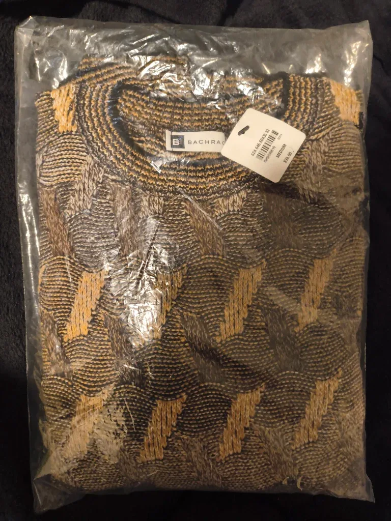 Bachrach Sweater - Size Medium - New with Tags image indicator(4)