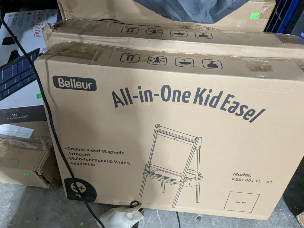 Belleur All-in-One Kid Easel - New in Box!