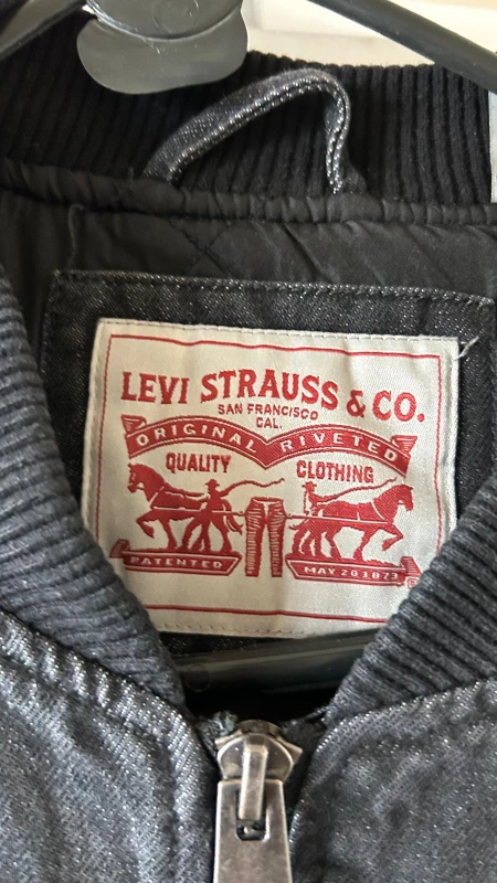 Levi's Black Bomber Jacket - Size M - photo 2