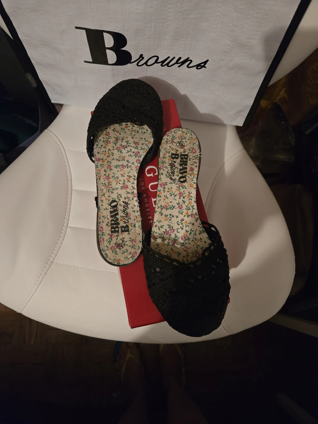 Bravo Browns Black Sandals / Slippers / Mules - Size 7 to 8