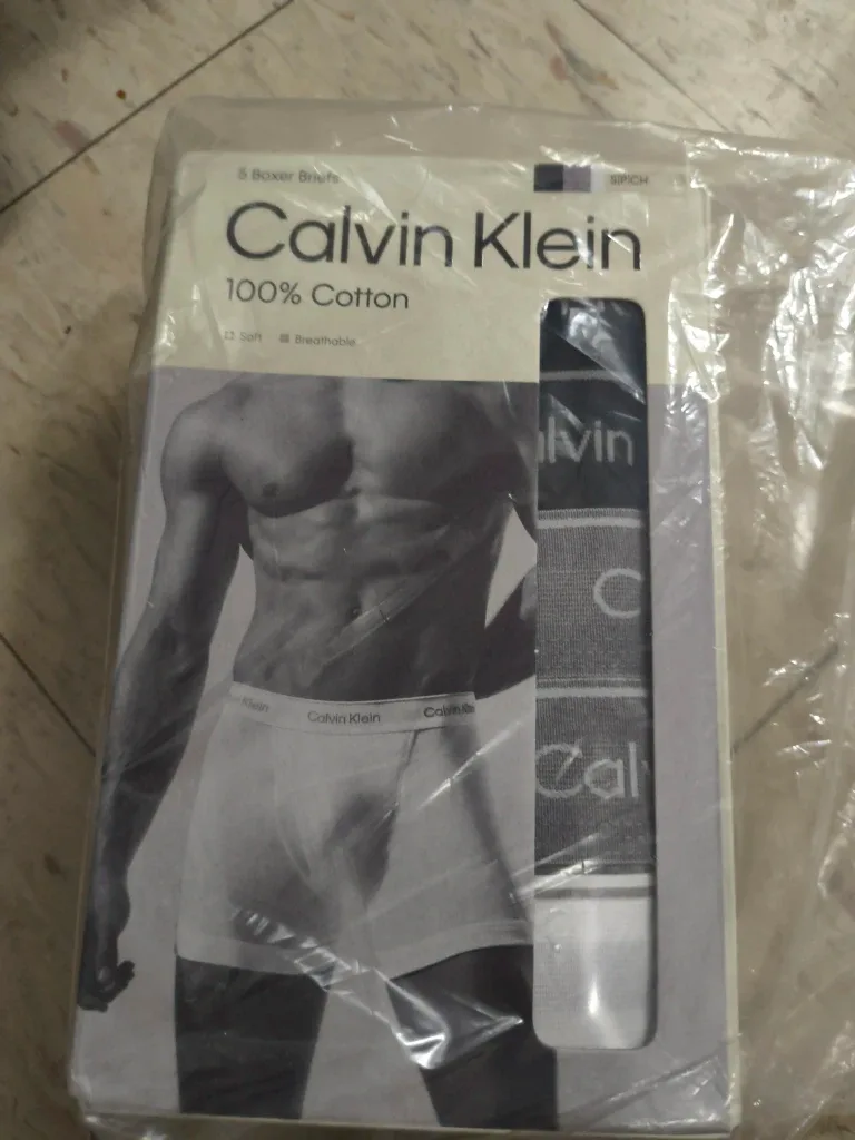 New Calvin Klein Boxer Briefs - 5 Pack