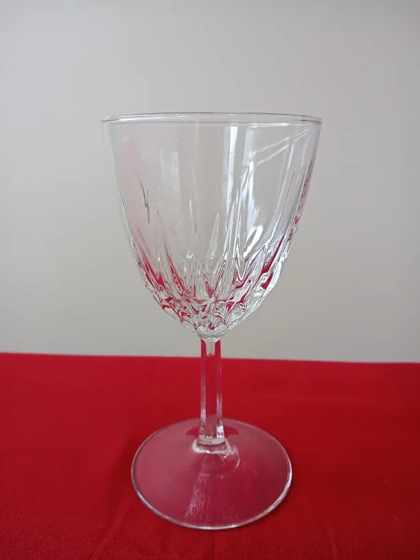 Set of Stemmed Glasses image indicator(2)