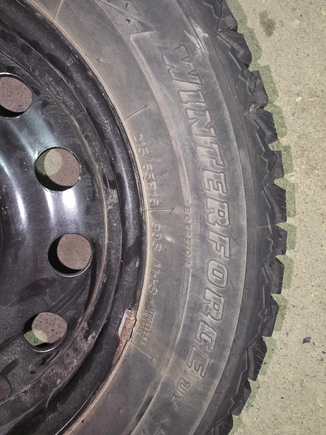 Firestone Winterforce 215/65R16 Tires image indicator(5)