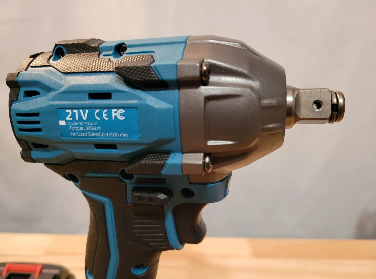 NEW Electric Impact Wrench kit 21V 300N.m w/Box image indicator(6)