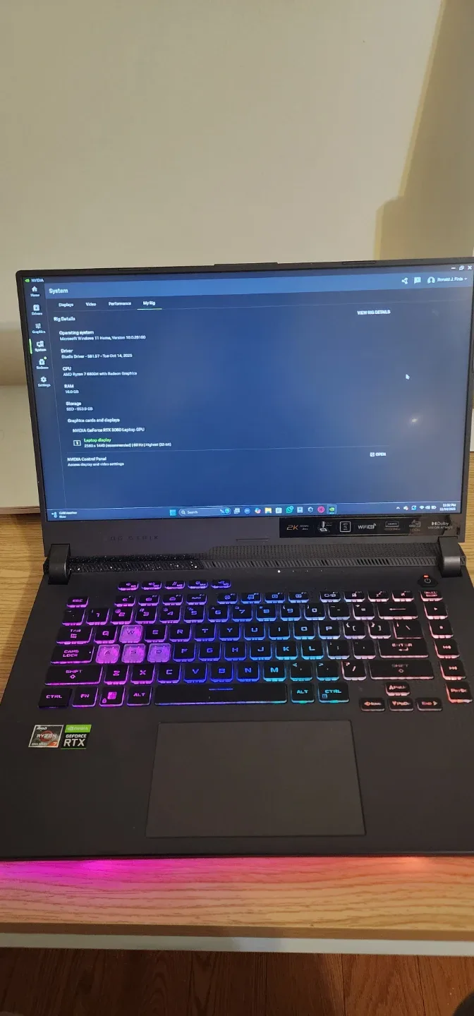 ASUS ROG Strix G513RM Gaming Laptop image indicator(2)