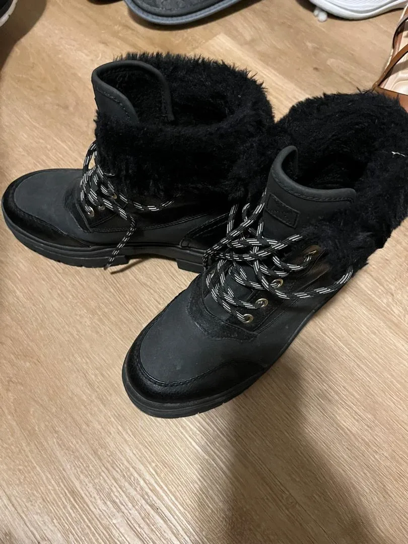 Black Winter Boots - Size 8