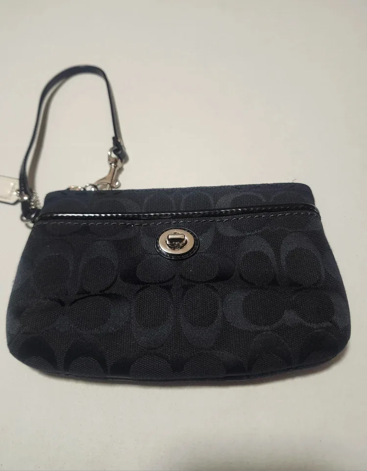 Coach Wristlet Black