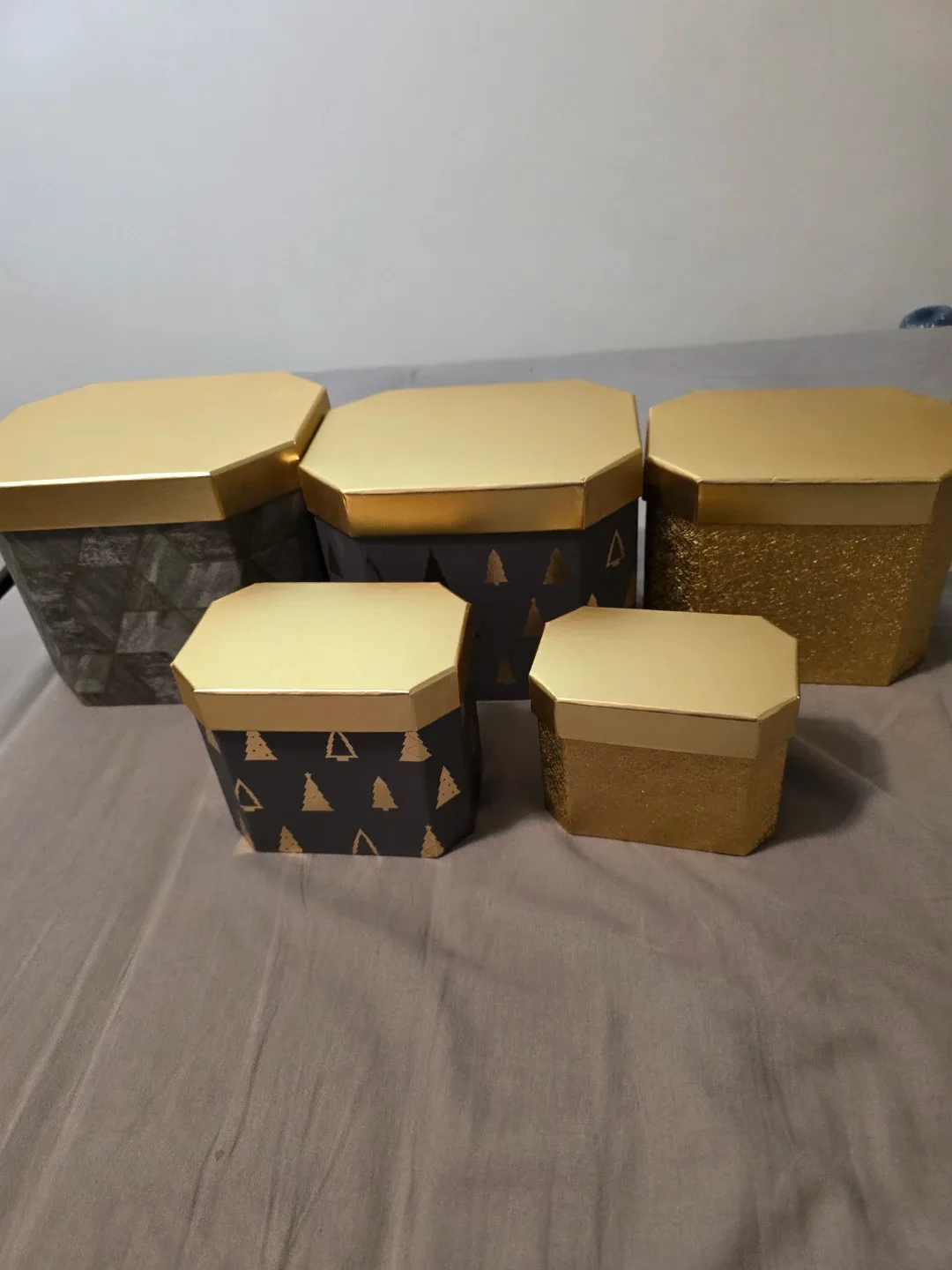 Set of 5 Christmas  Decorative Nesting Boxes thumbnail