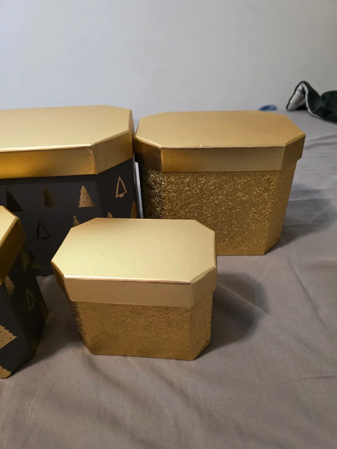 Set of 5 Christmas  Decorative Nesting Boxes image indicator(2)