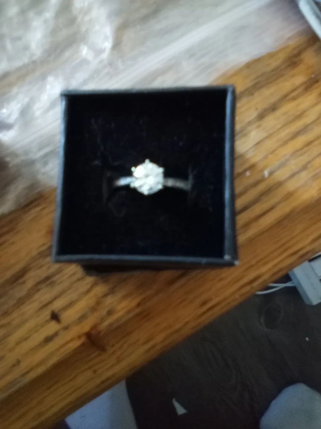 Diamond ring thumbnail