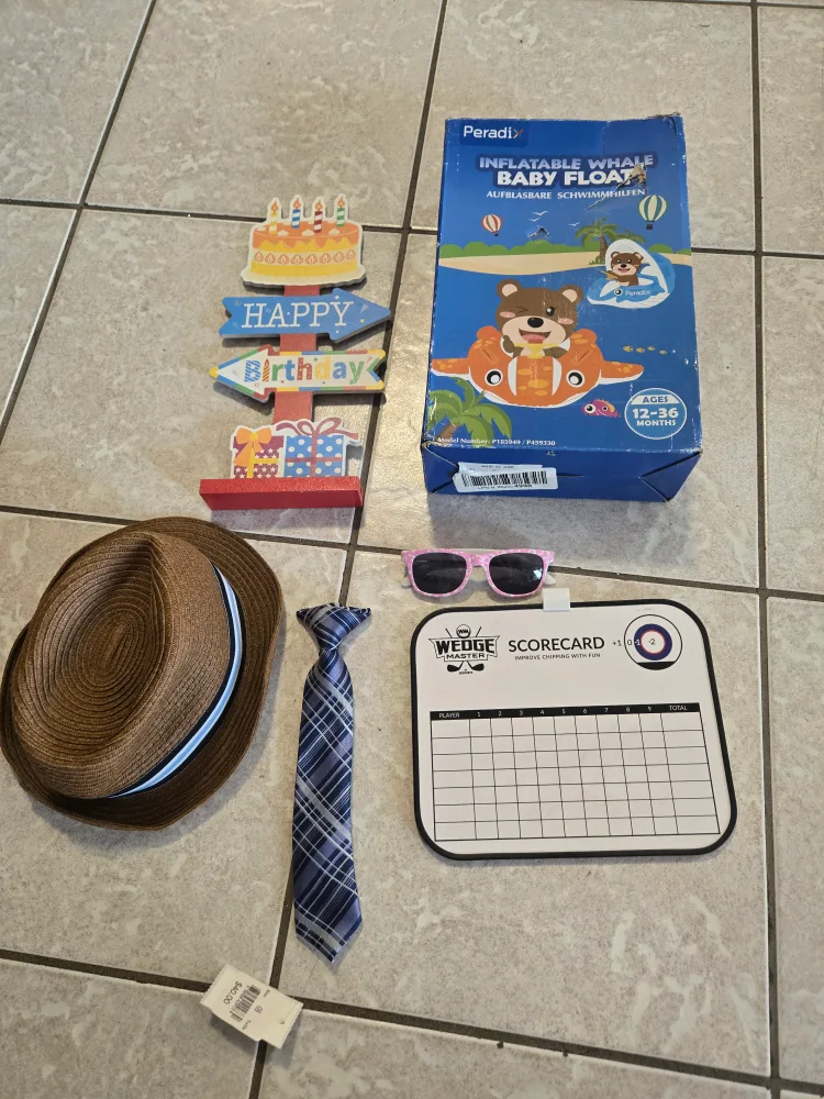 Mixed Lot of Toys, Puzzles, and Accessories image indicator(4)