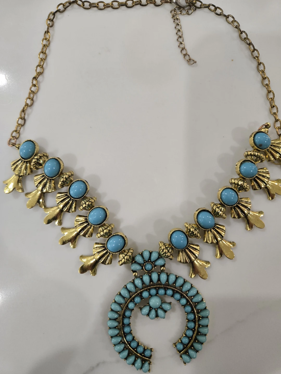 Turquoise & Gold Tone Necklace - photo 2