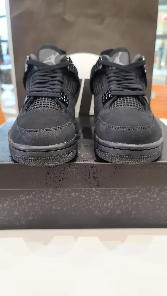 Nike Air Jordan 4 Retro Black Cat 2025! image indicator(2)
