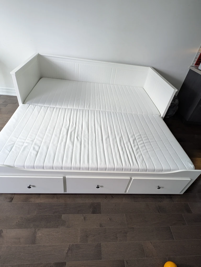 IKEA Hemnes Daybed Frame with 3 Drawers - White - photo 4