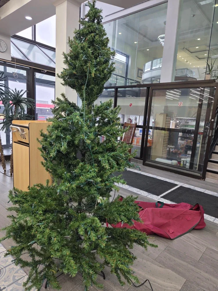 Artificial Christmas Tree image indicator(3)