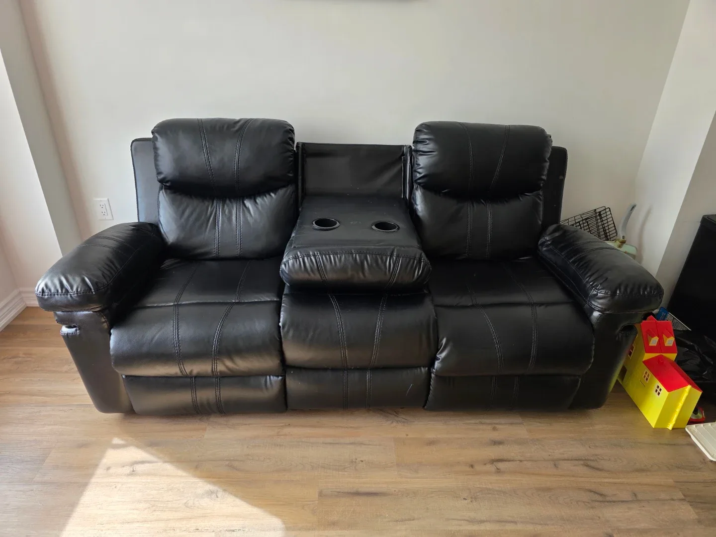Black Leather Reclining Sofa Set image indicator(7)