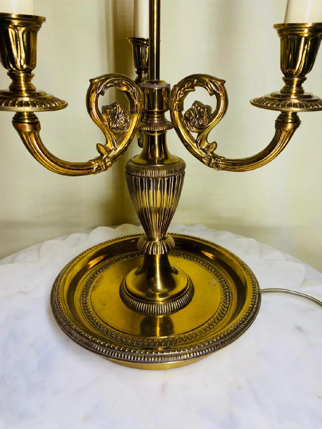 Vintage Brass Candelabra Table Lamp image indicator(3)