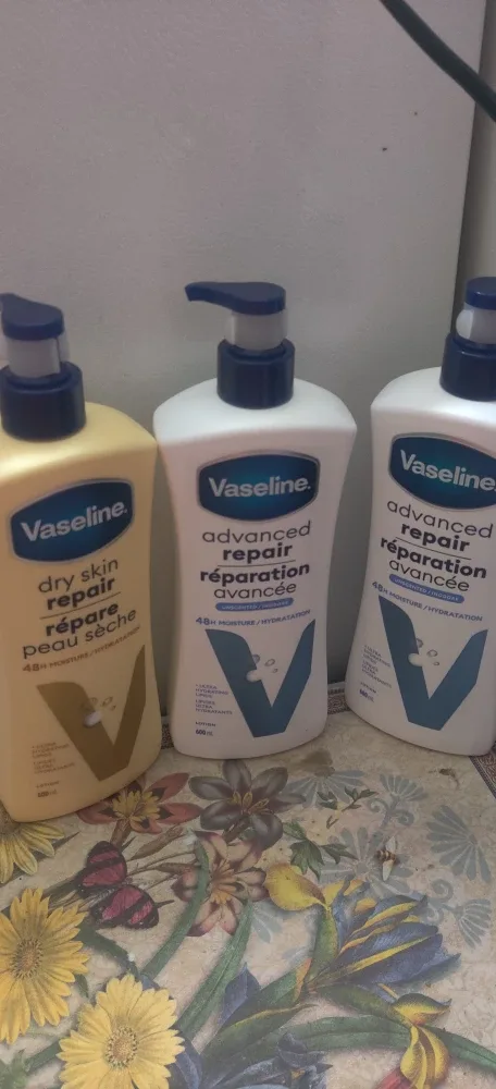 Vaseline Advanced Repair & Dry Skin Repair Lotionsx3