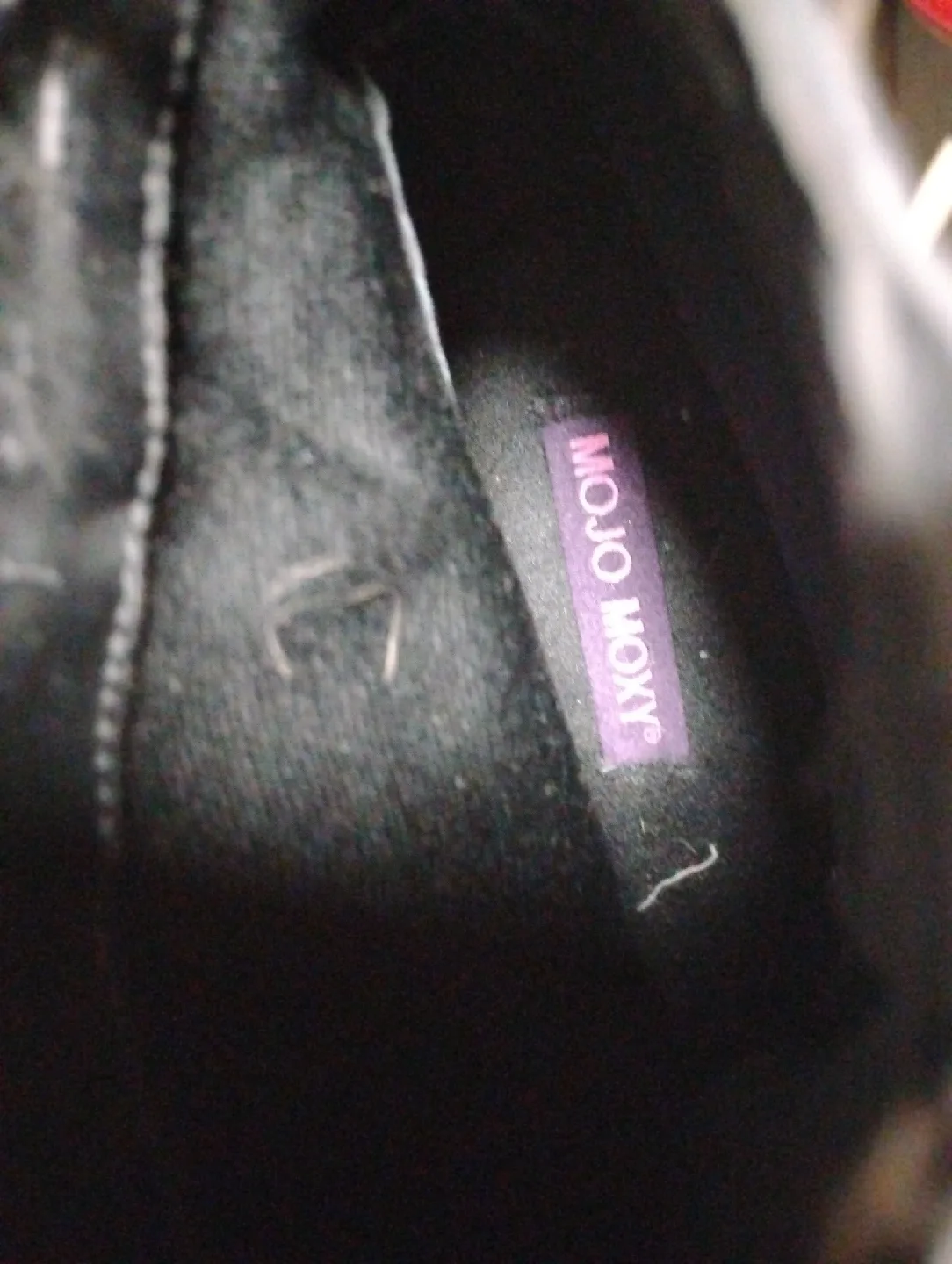 Mojo Moxy Black Leather Booties - Size 11M image indicator(3)