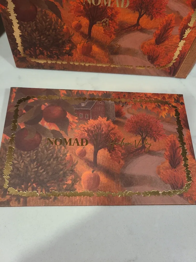 Nomad Cosmetics Hudson Valley Eyeshadow Palette image indicator(4)