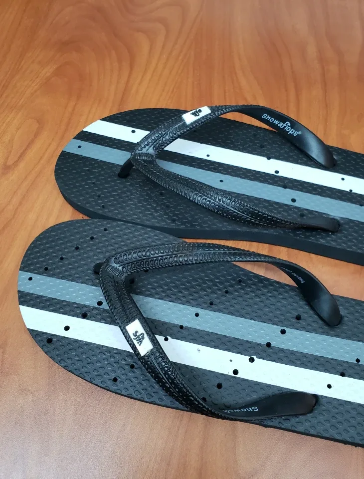 showaflops Men's Size 11-12 Flip Flops image indicator(2)