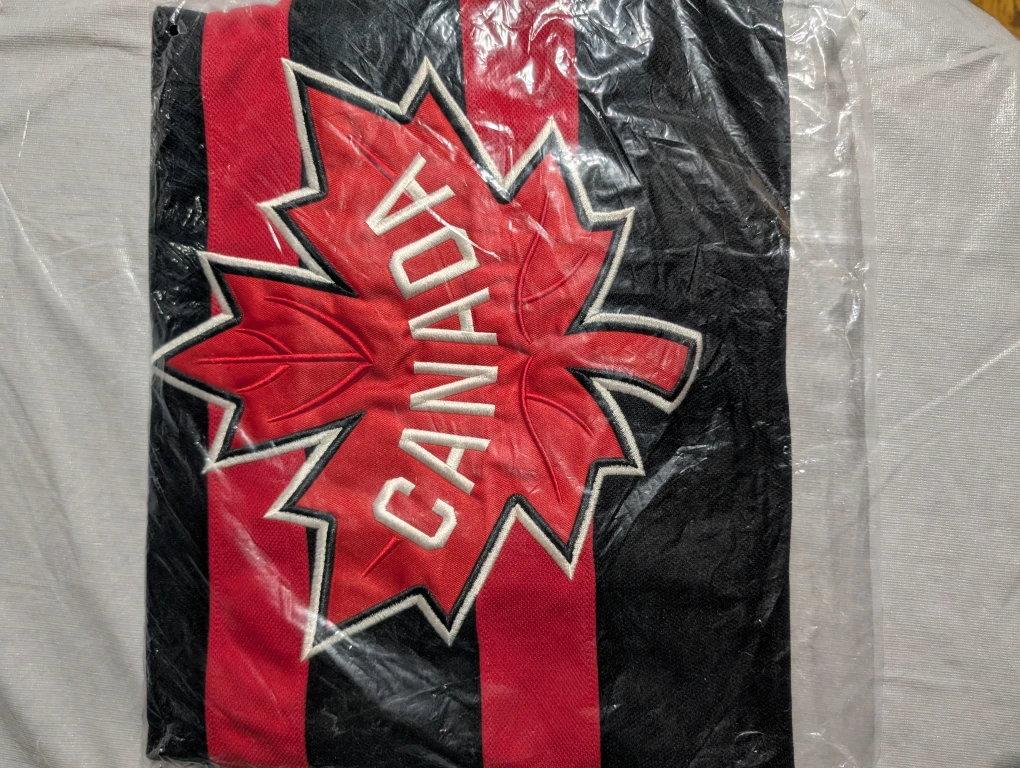 Team Canada Four Nations Face-Off Jersey - photo 2