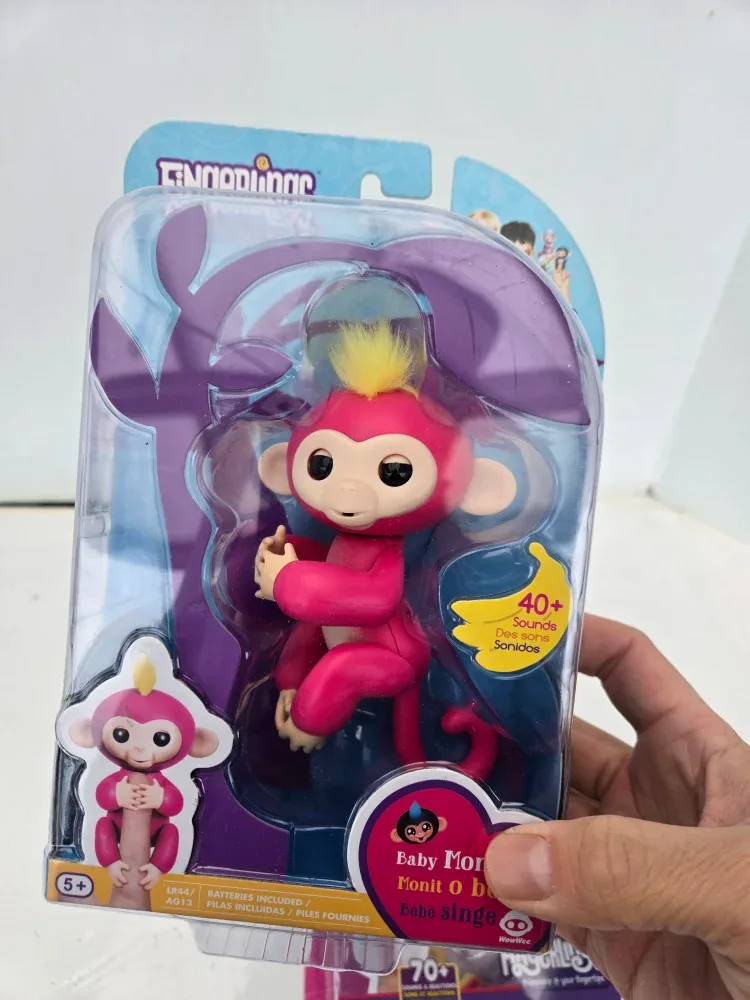 3 brand new fingerling toys image indicator(2)